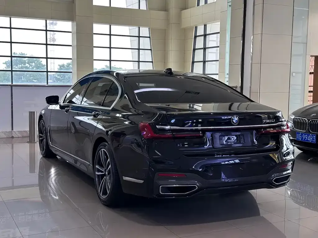 BMW 7 Series 2021 из CN, фото 2