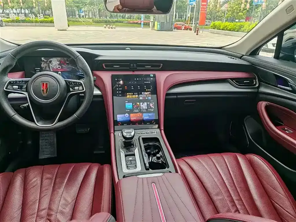 Hongqi H5 — фото 2