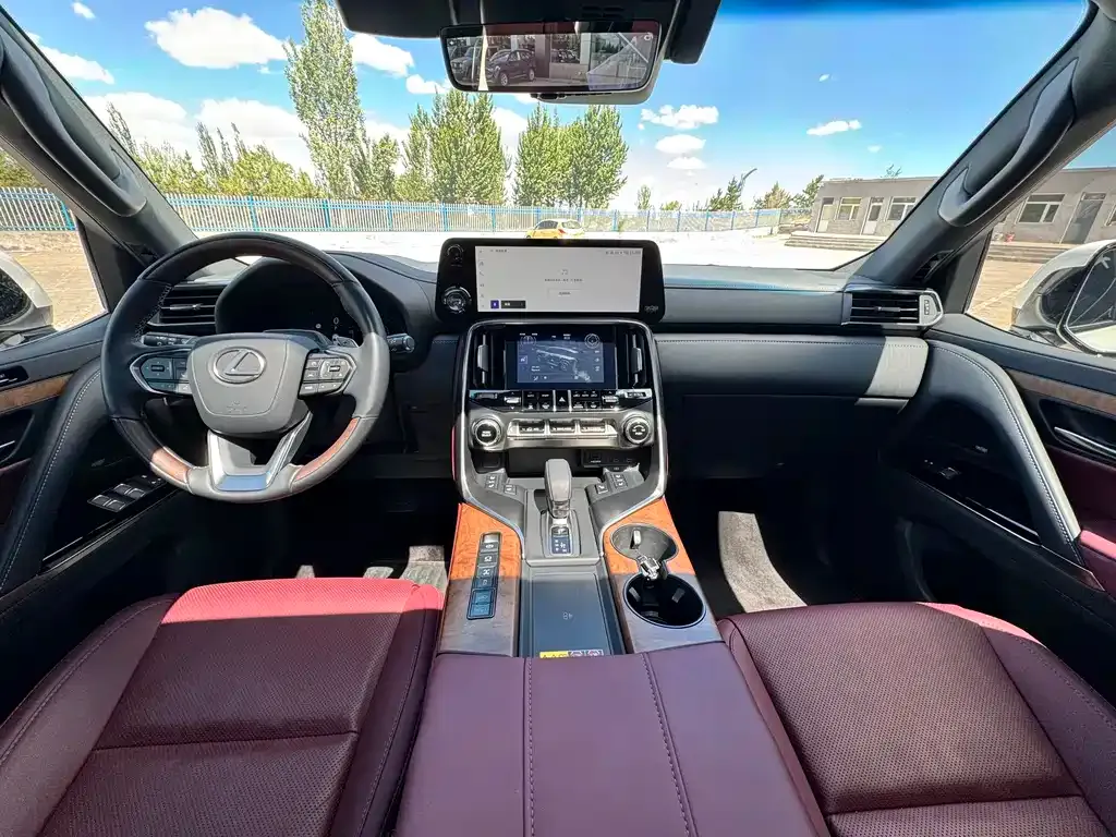 Lexus LX 2026 из CN, фото 10