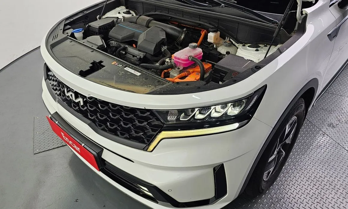 Kia Sorento — фото 7