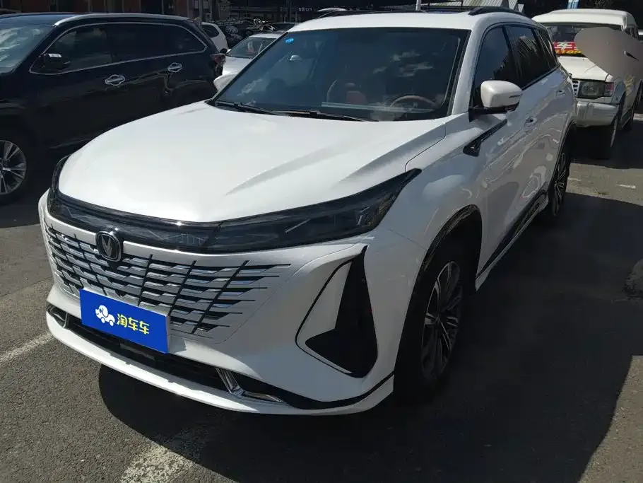 Changan CS75PLUS — фото 1