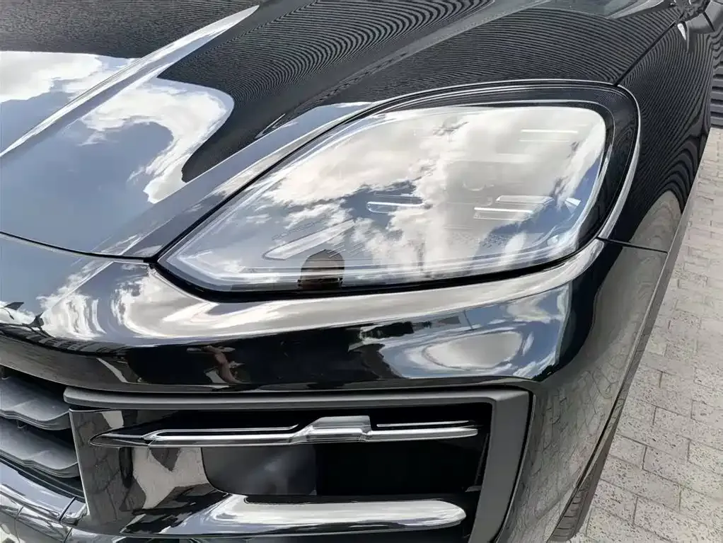Porsche Cayenne Hybrid — фото 9