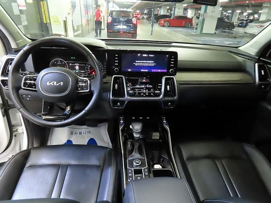 Kia Sorento — фото 5