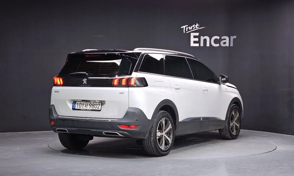 Peugeot 5008 2022 из KR, фото 10
