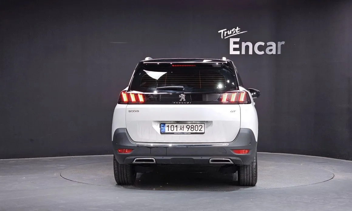 Peugeot 5008 2022 из KR, фото 3