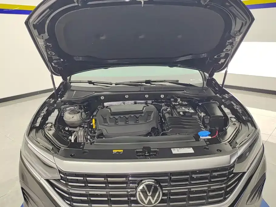 Volkswagen Passat — фото 3