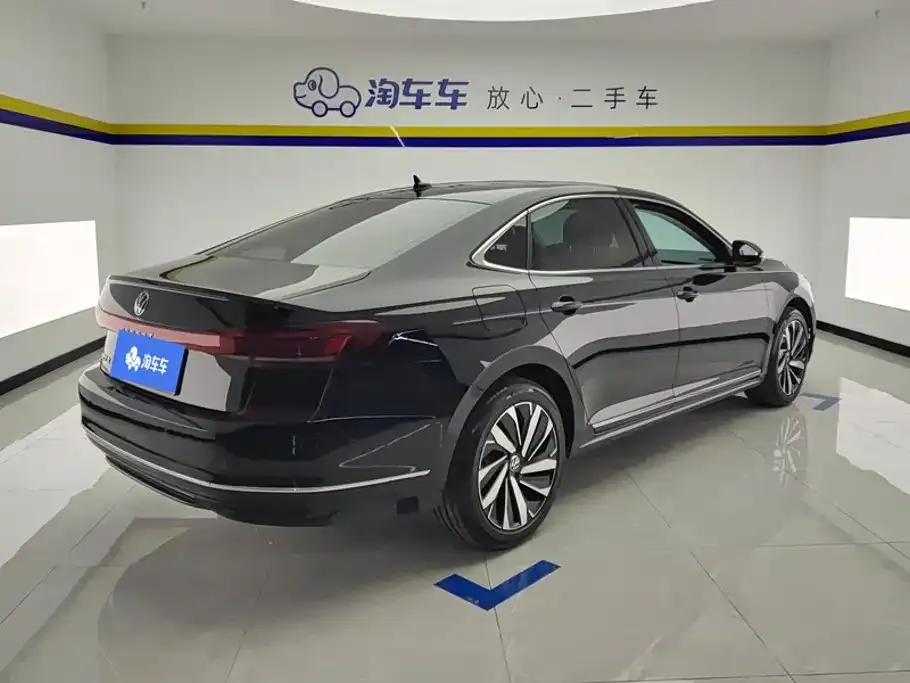 Volkswagen Passat — фото 10