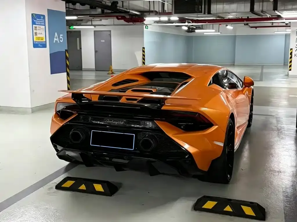 Lamborghini Huracan — фото 7