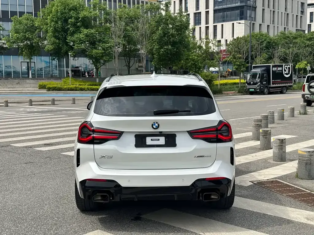 BMW X3 — фото 9