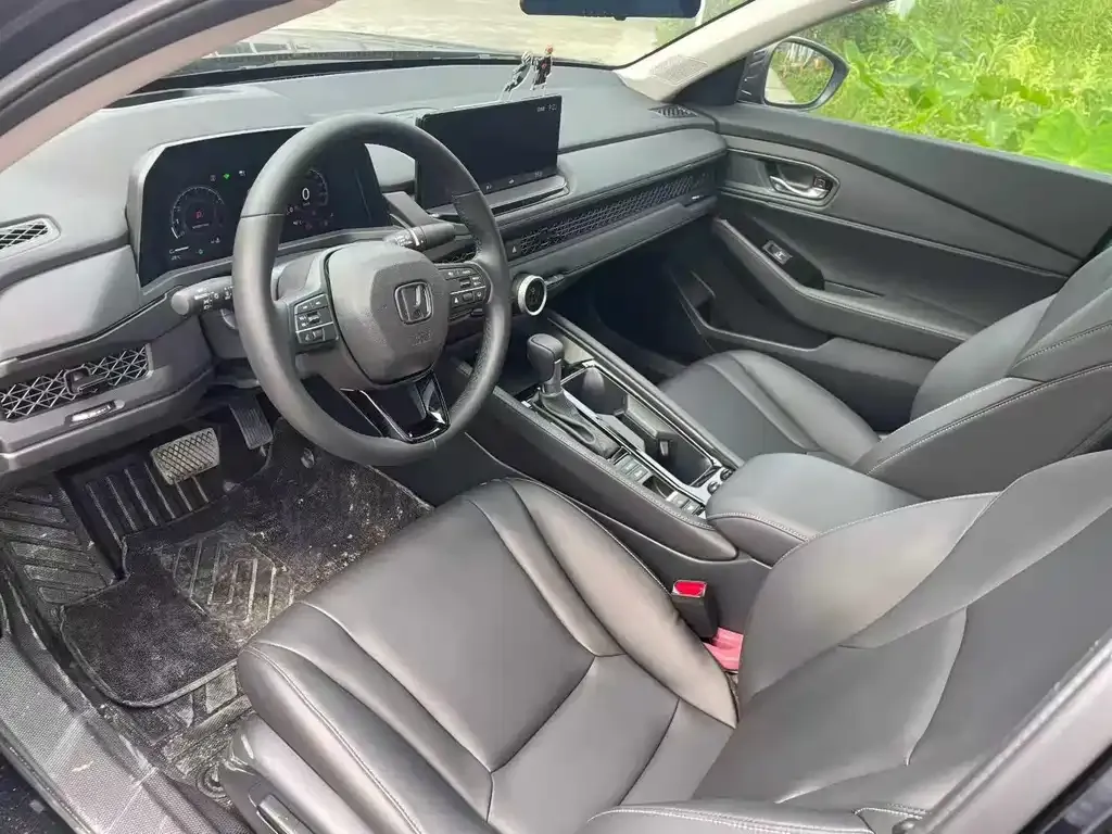Honda Accord — фото 2