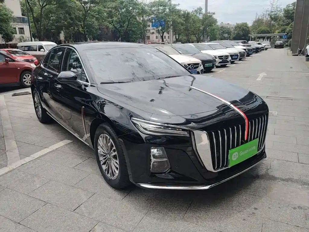 Hongqi H5 — фото 5