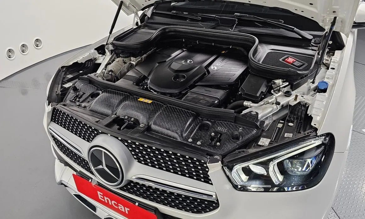 Mercedes-Benz GLE-Class — фото 5
