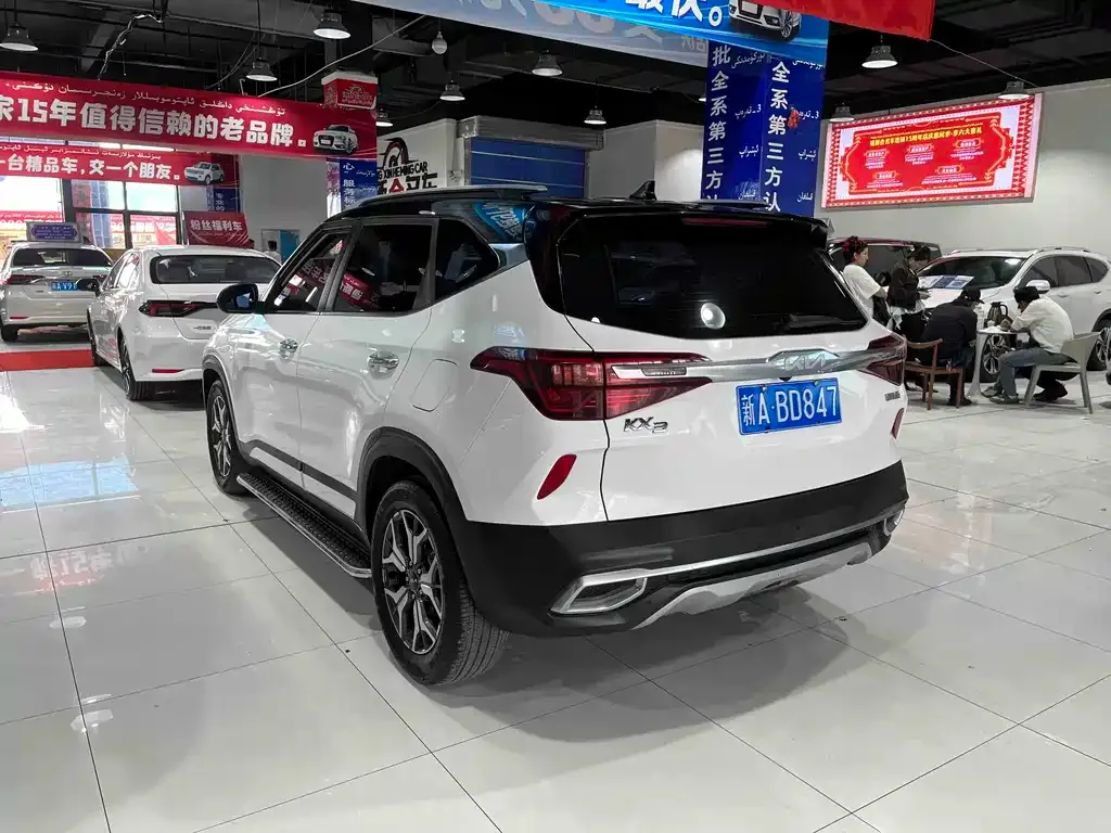 Kia KX3 2022 из CN, фото 6