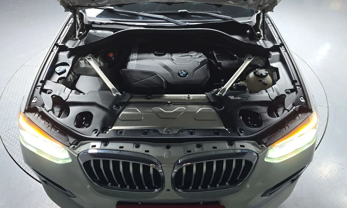 BMW X4 2021 из KR, фото 6