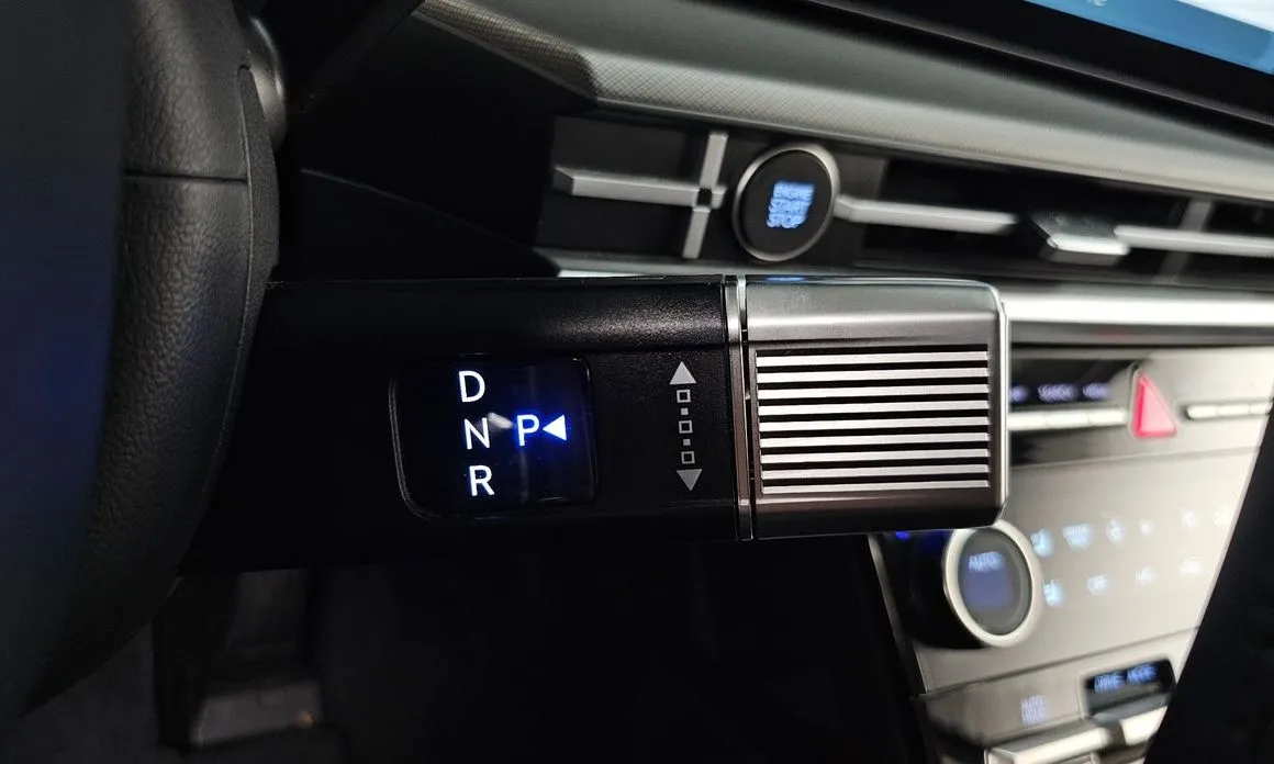 Hyundai Santafe — фото 6