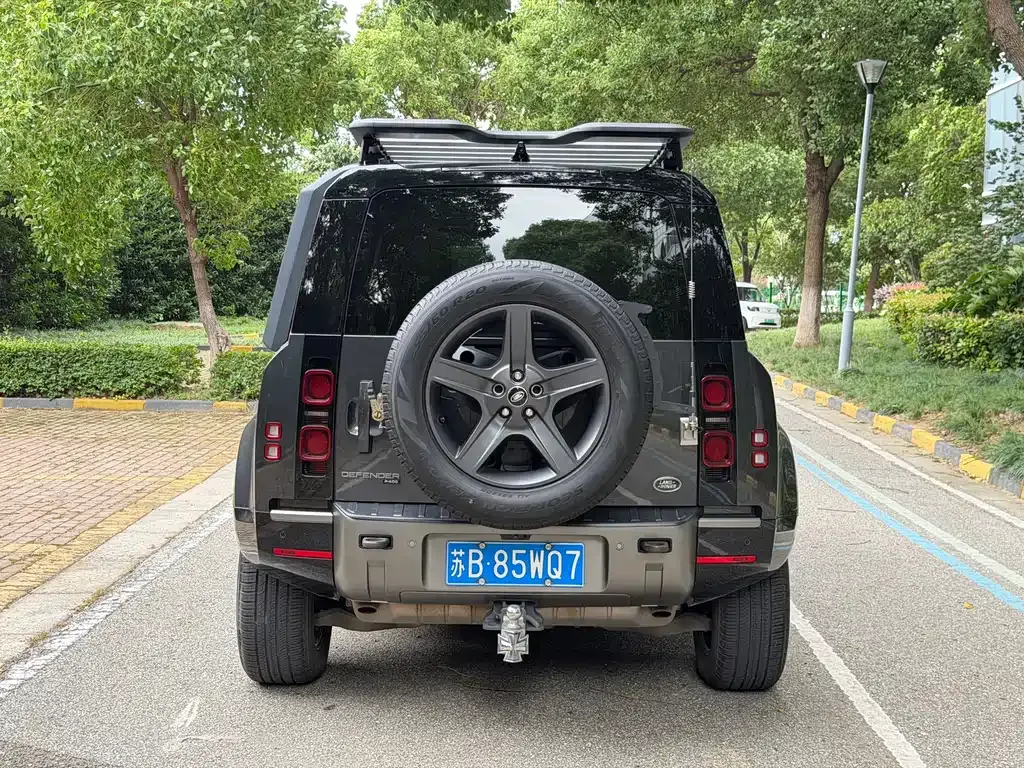 Land Rover Defender — фото 7
