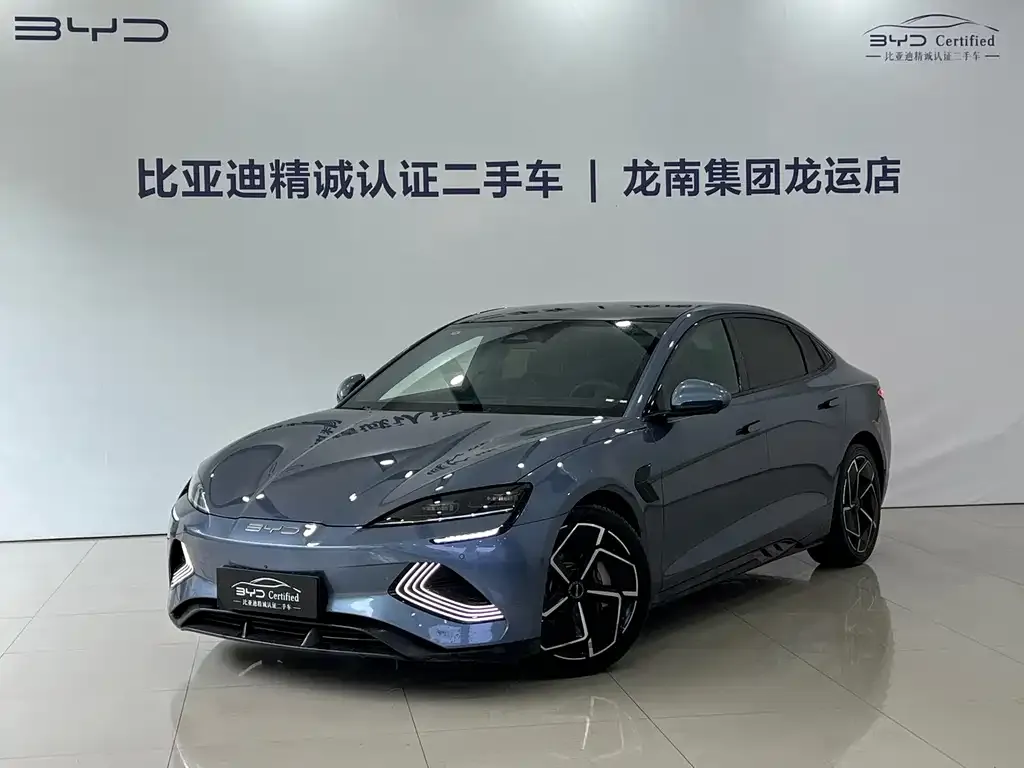BYD Seal — фото 1