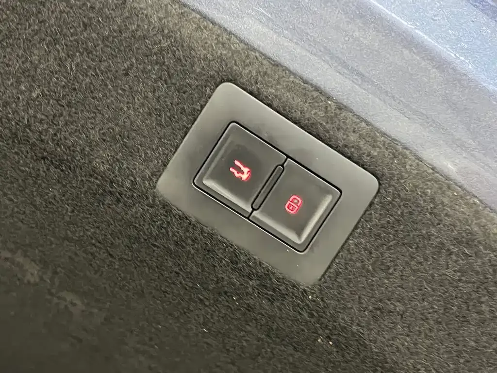 BYD Seal — фото 5