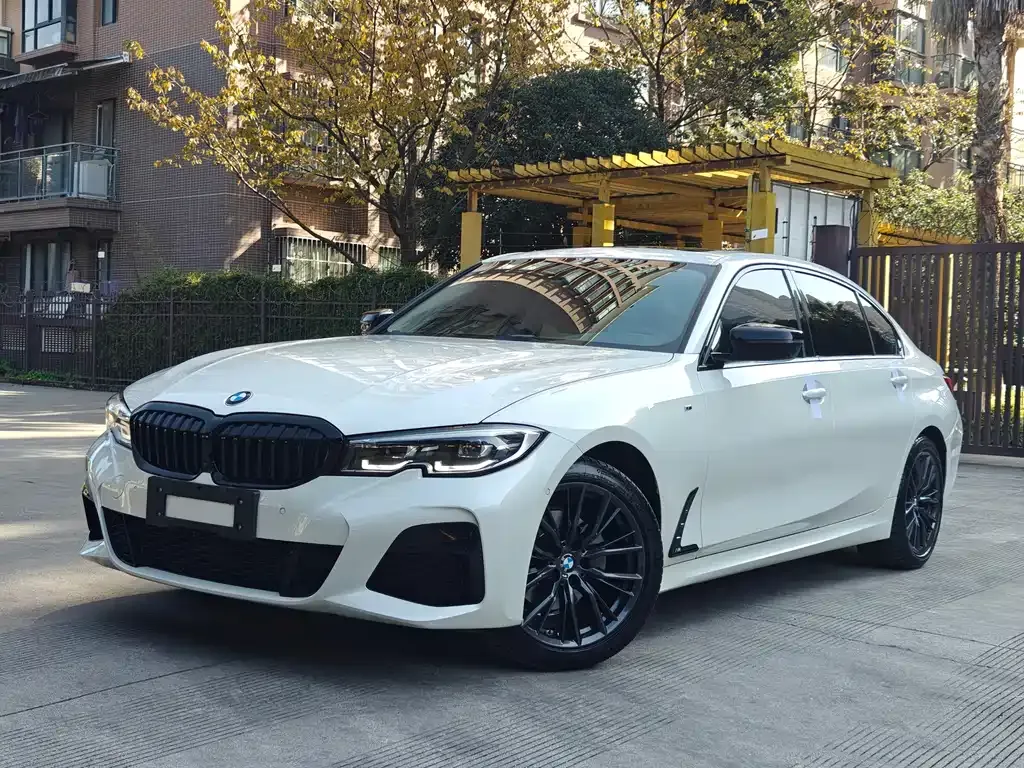 BMW 3 Series — фото 1