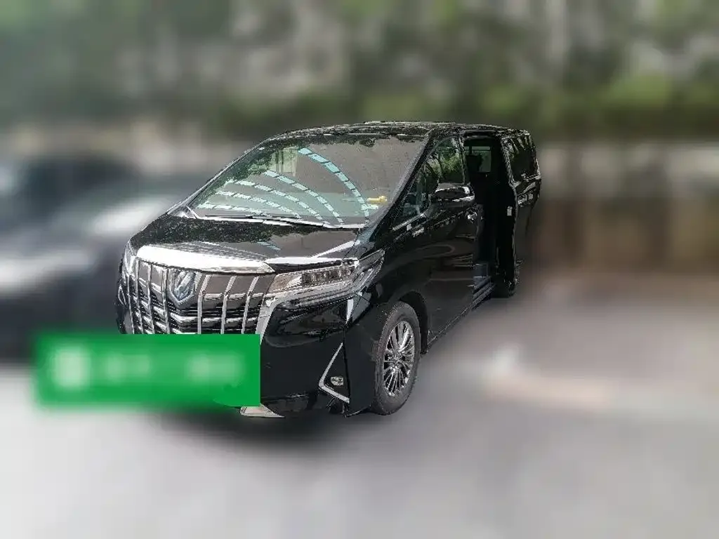 Toyota Alphard — фото 3