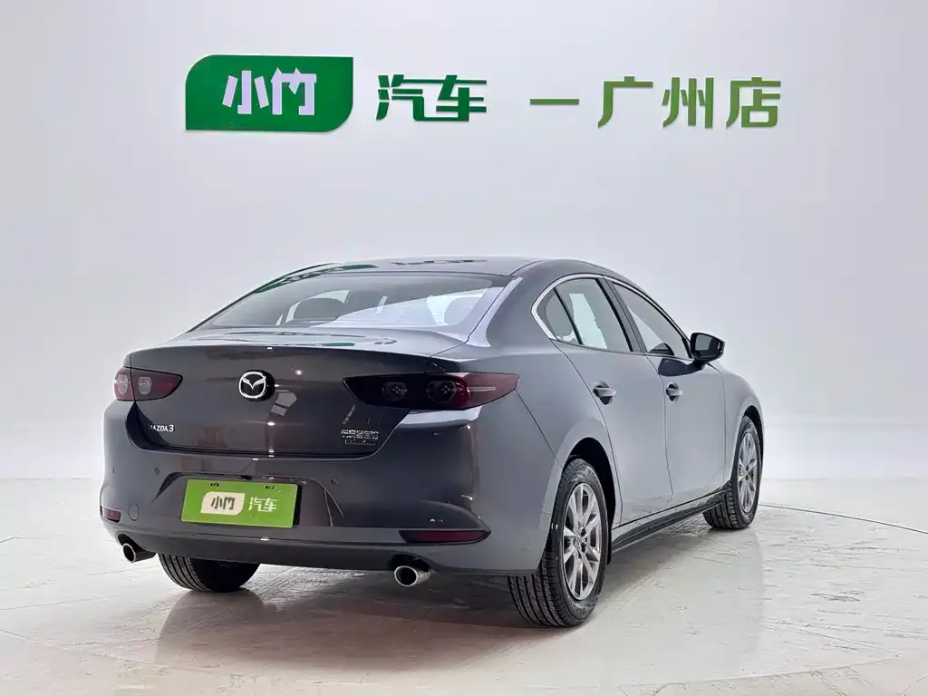 Mazda 3 Axela — фото 4