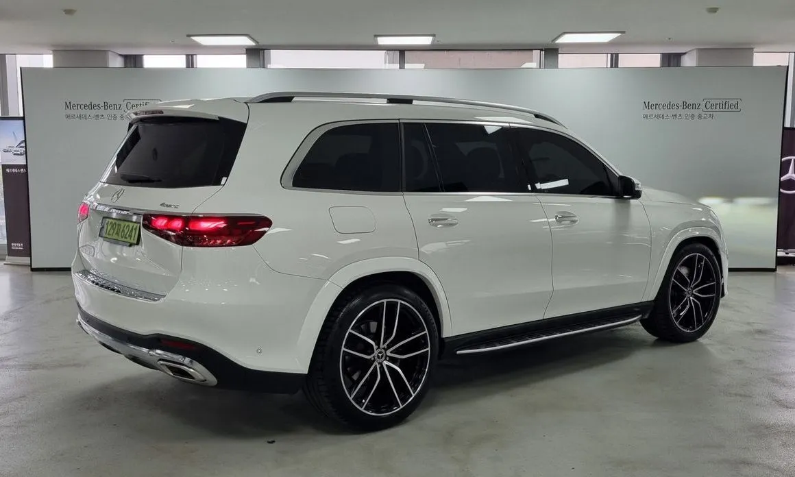 Mercedes-Benz GLS-Class — фото 8