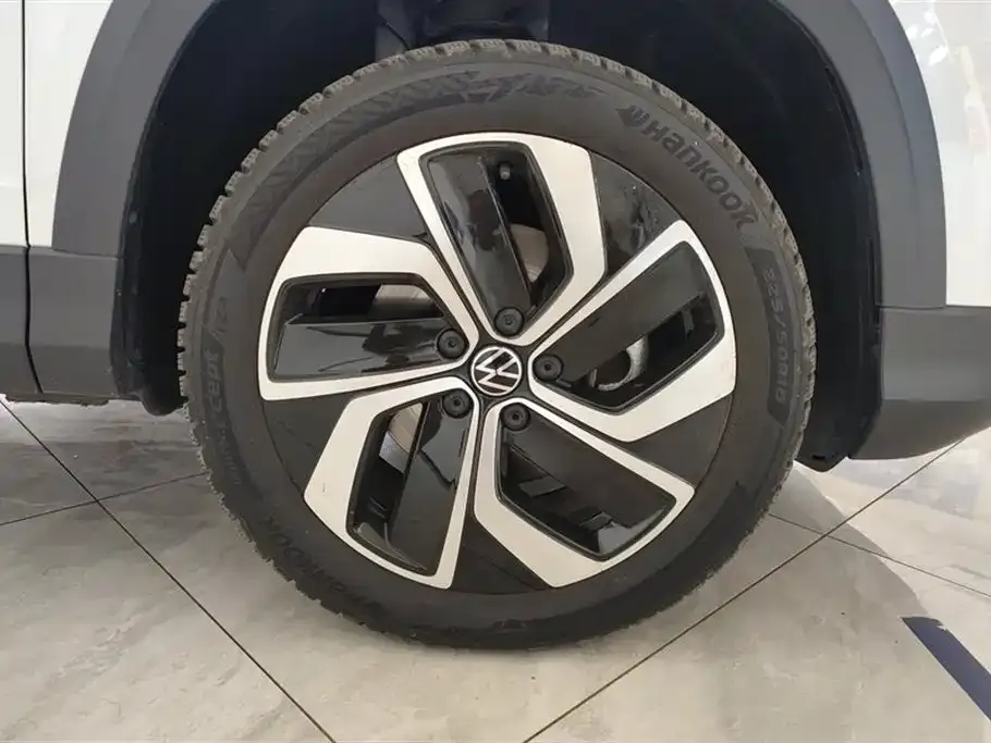 Volkswagen Tharu — фото 7