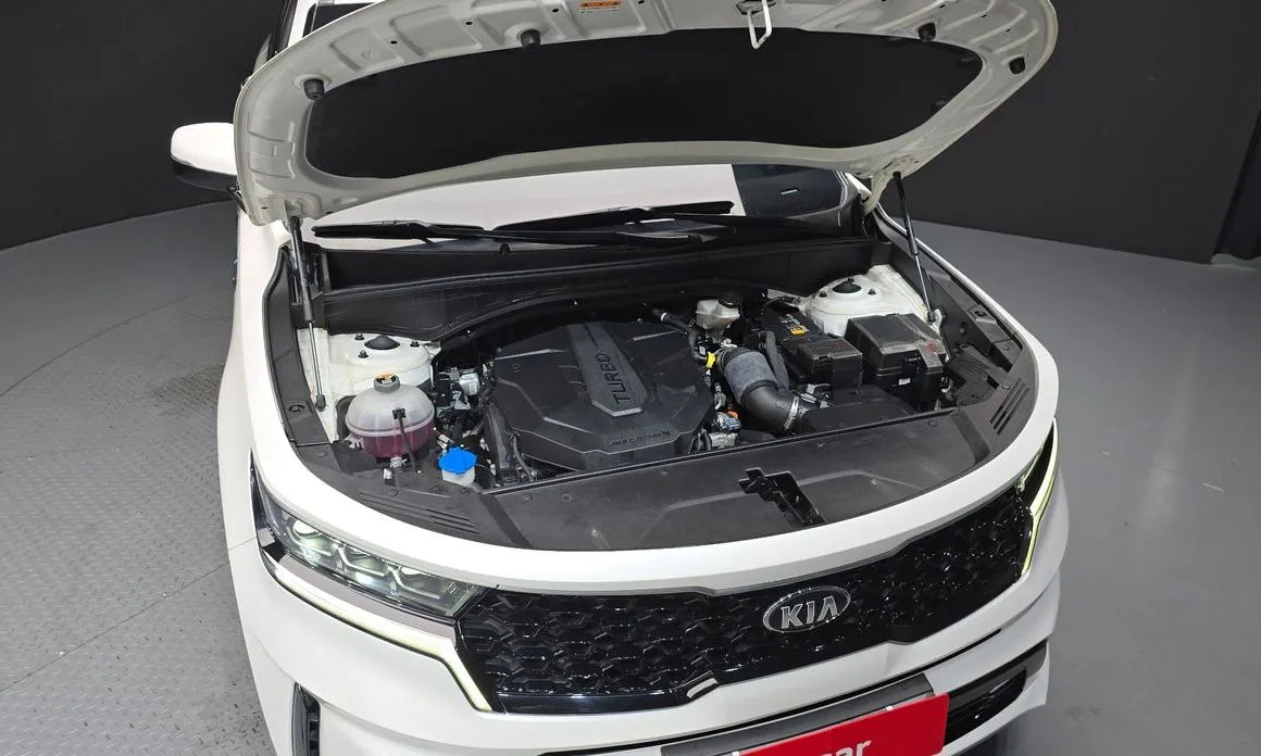 Kia Sorento — фото 6
