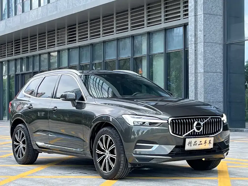 Volvo XC60 — фото 2