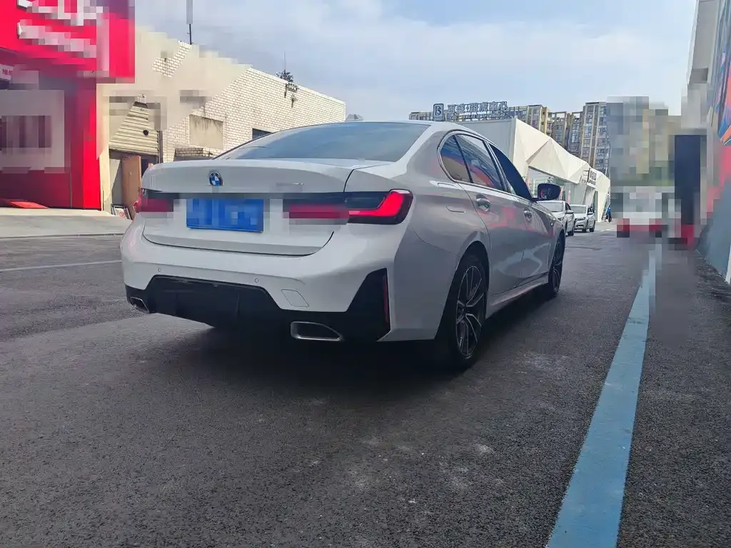 BMW 3 Series 2023 из CN, фото 7
