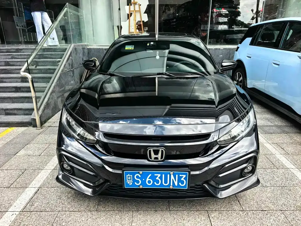 Honda Civic — фото 6