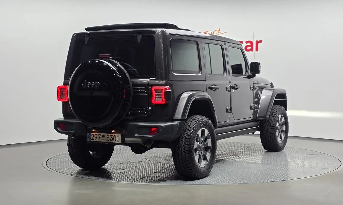 Jeep Wrangler 2021 из KR, фото 8