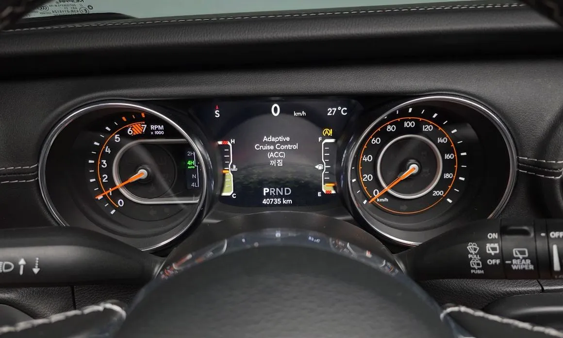 Jeep Wrangler 2021 из KR, фото 7