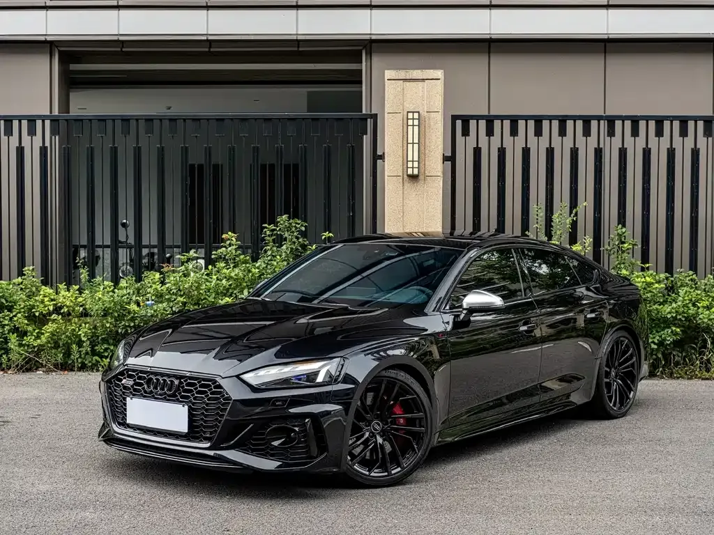 Audi RS 5 — фото 1