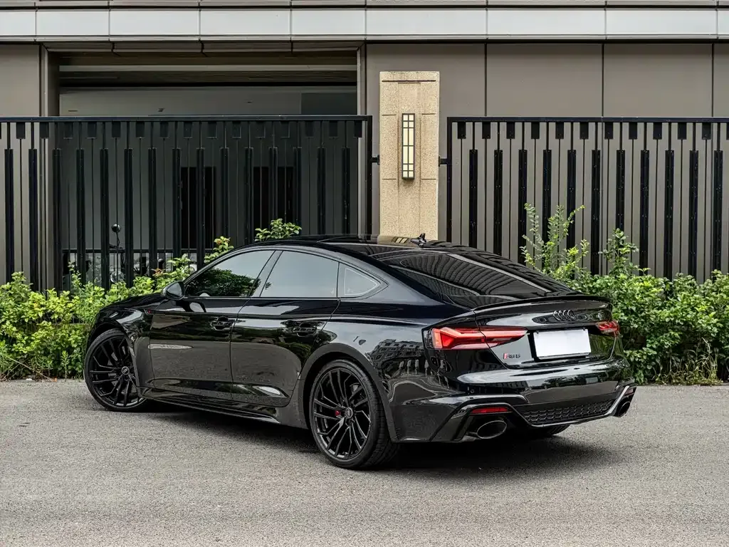 Audi RS 5 — фото 5
