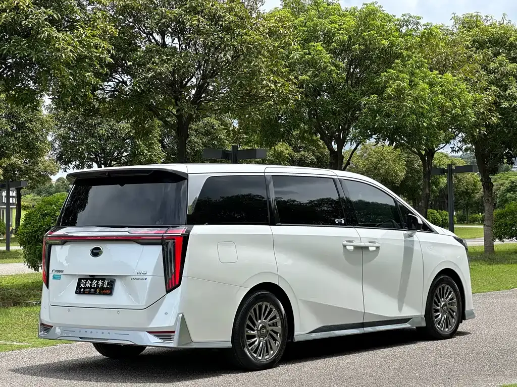GAC Motor Trumpchi M8 — фото 4