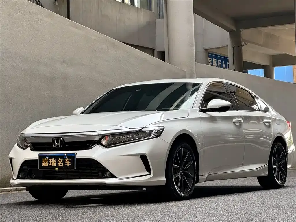 Honda Inspire — фото 1