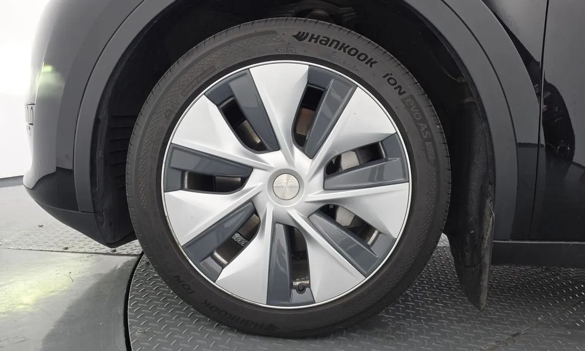 Tesla Model Y 2023 из KR, фото 7