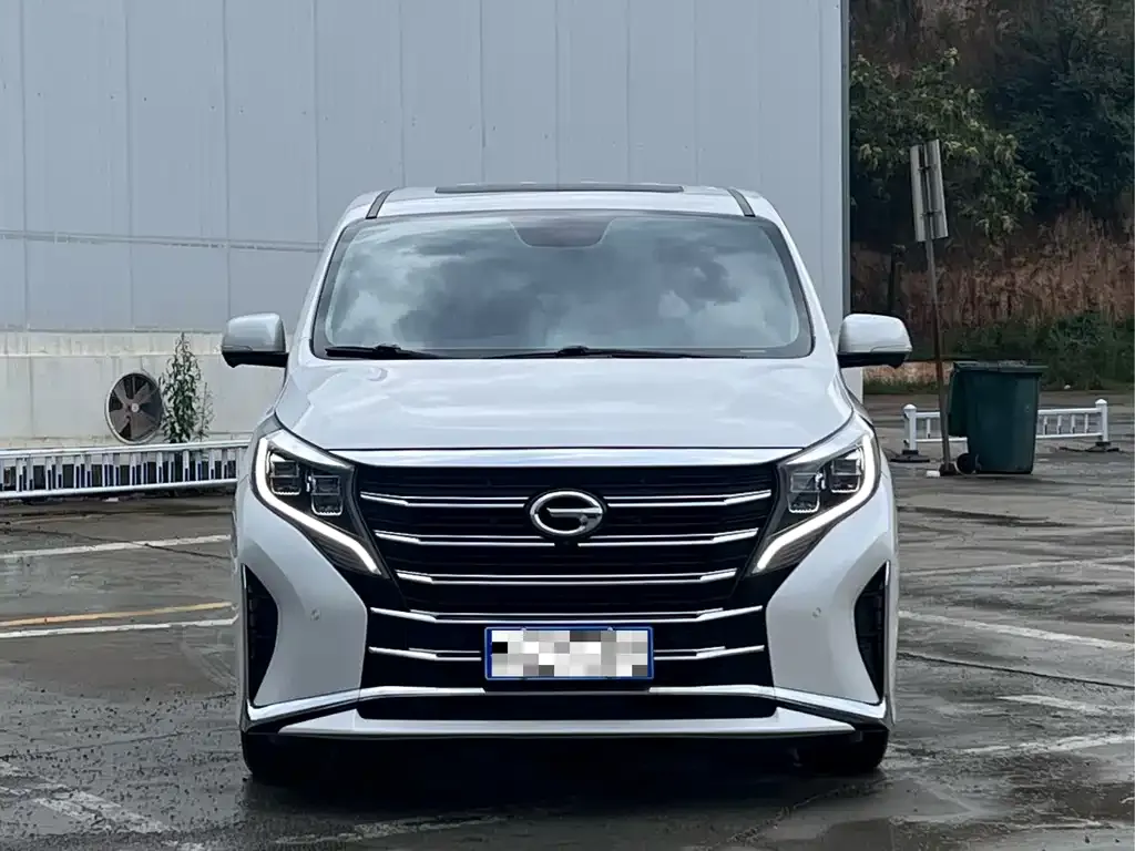 GAC Motor Trumpchi M8 — фото 9