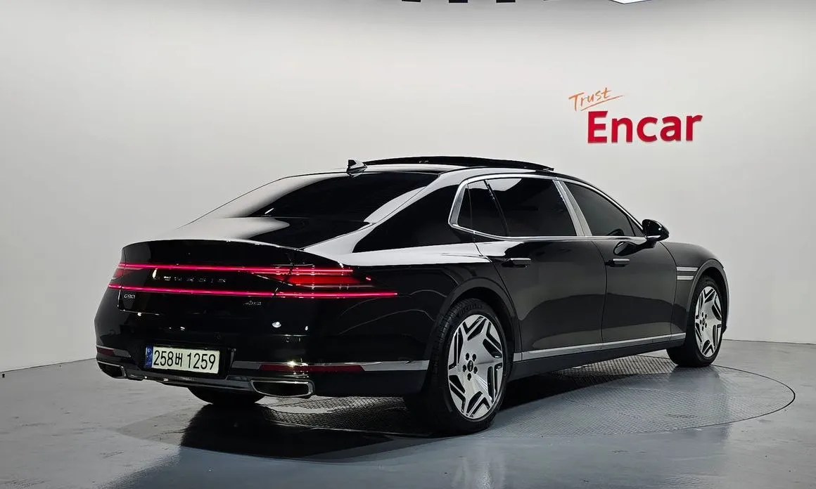 Genesis G90 2022 из KR, фото 2