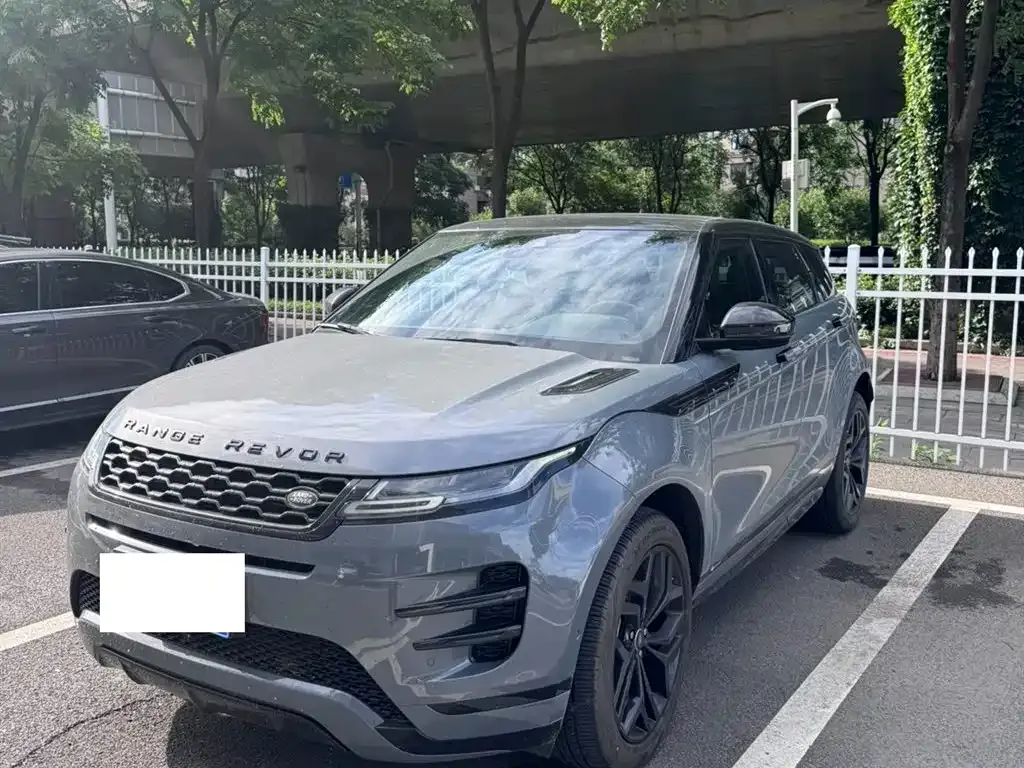 Land Rover Evoque — фото 1