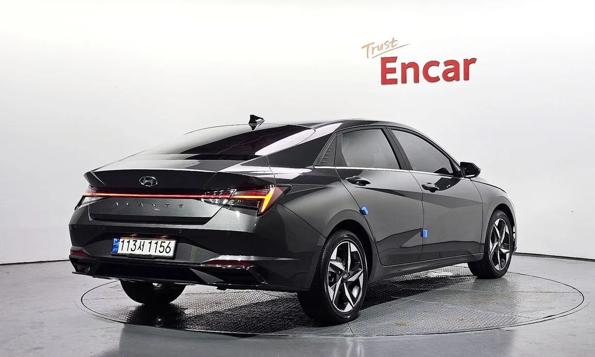 Hyundai AVANTE — фото 3