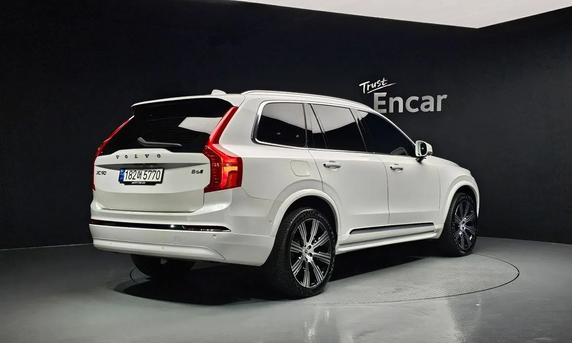 Volvo XC90 — фото 2