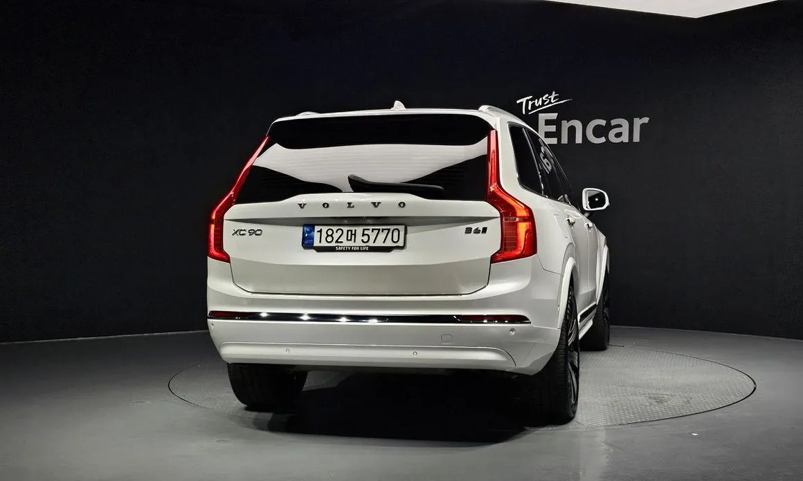 Volvo XC90 — фото 4