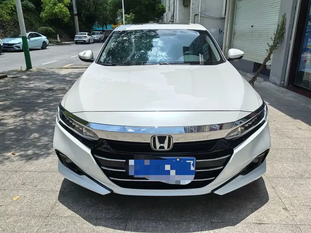 Honda Accord — фото 3