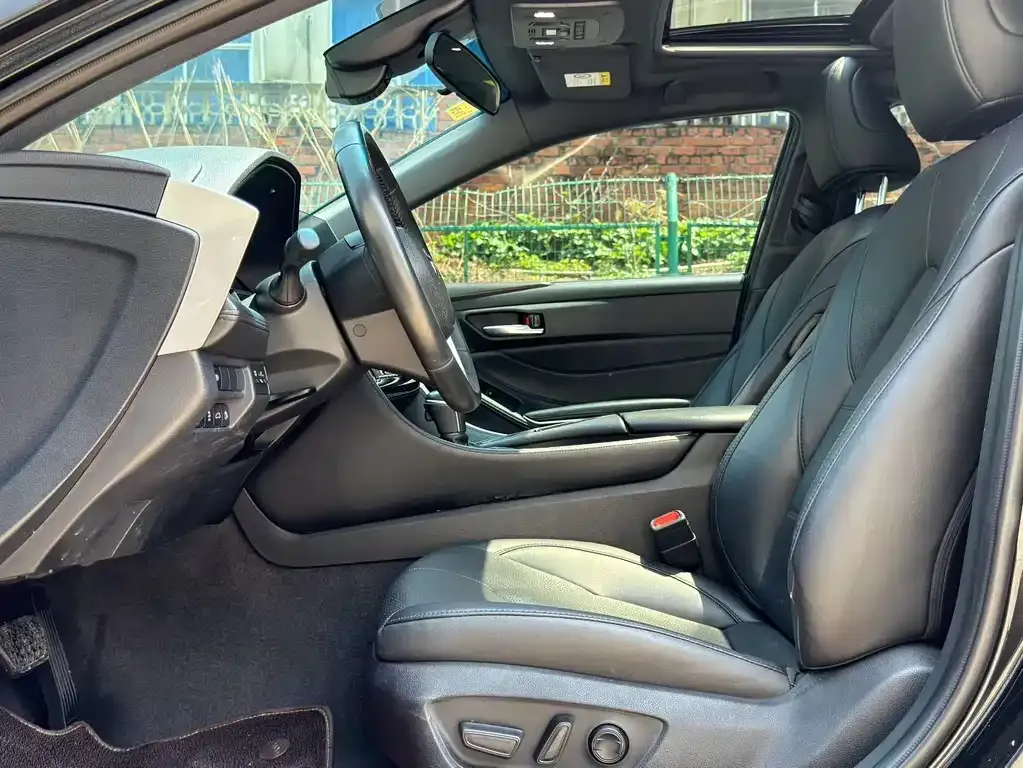 Toyota Avalon 2024 из CN, фото 4