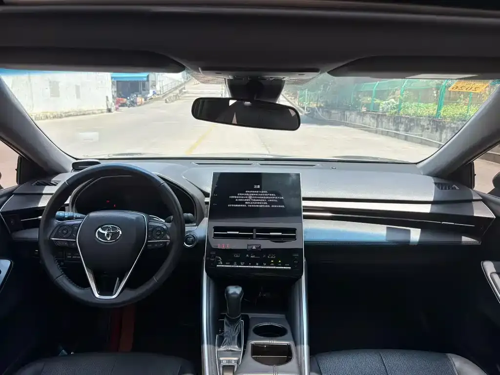 Toyota Avalon 2024 из CN, фото 2
