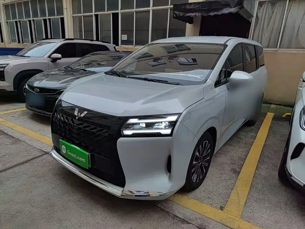 Wuling Starlight 730 New Energy — фото 3
