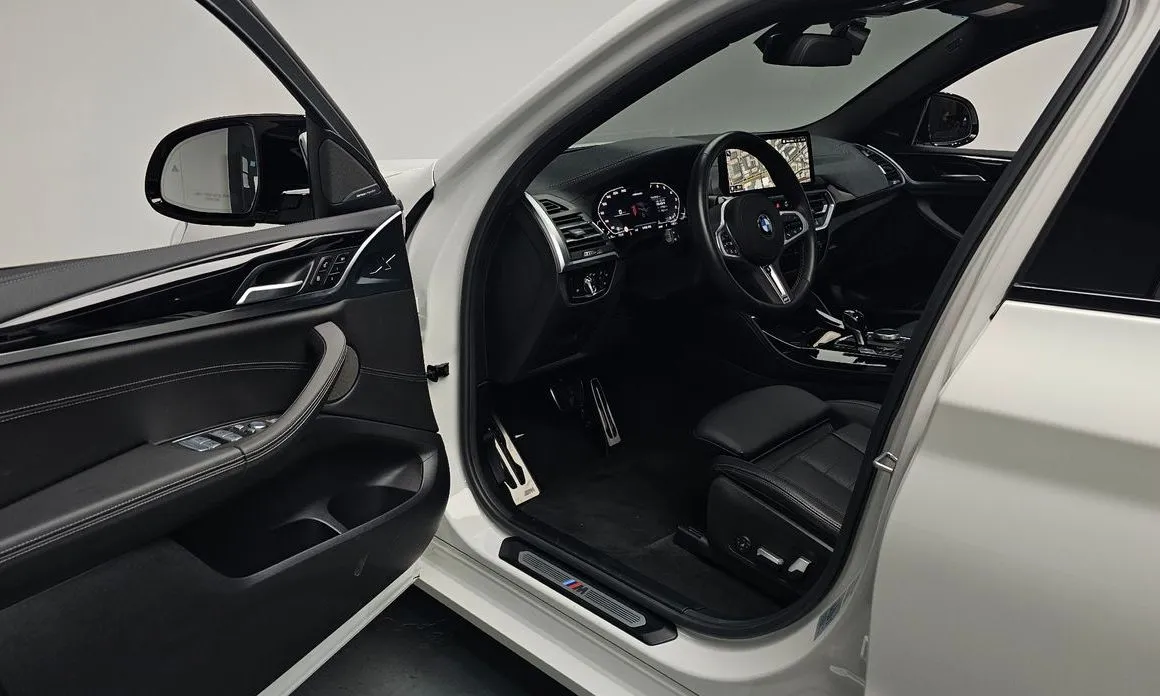 BMW X4 2023 из KR, фото 4