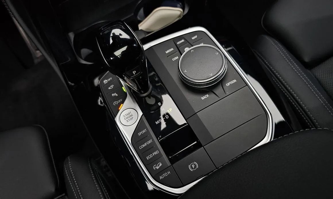 BMW X4 2023 из KR, фото 8